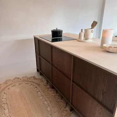 New With Boat, Large Hot Tub, Outdoor Kitchen And Garden 別荘 *